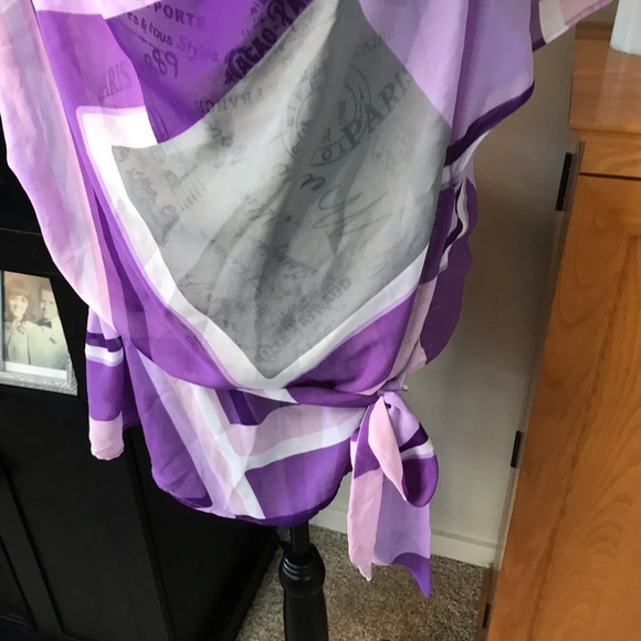 - New York & company blouse - Picture 2 of 7